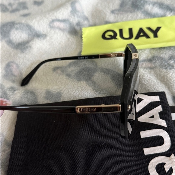 Quay showbiz sunglasses - Picture 4 of 4